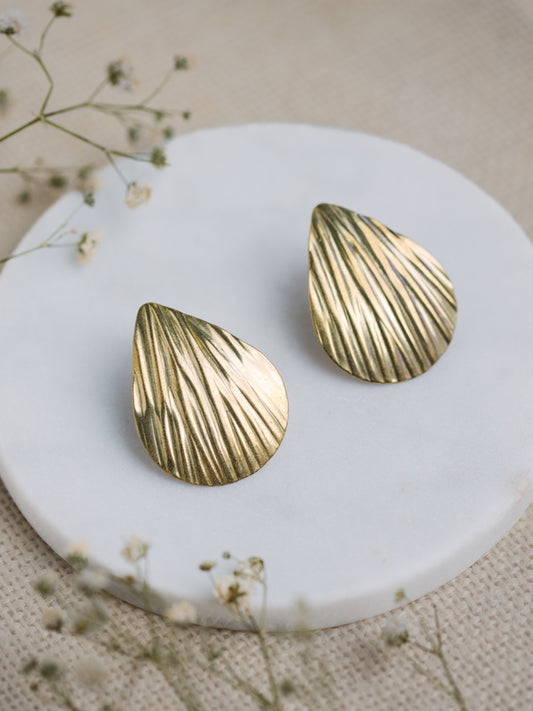 Scallop Shell Brass Earring (Anti Tarnish)