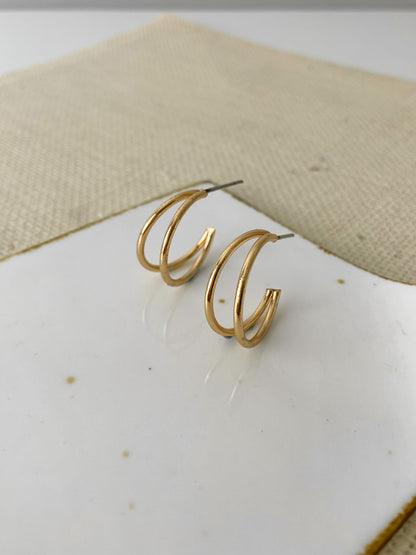 Minimal Double Hoop - Singles Earrings - Lili-Origin