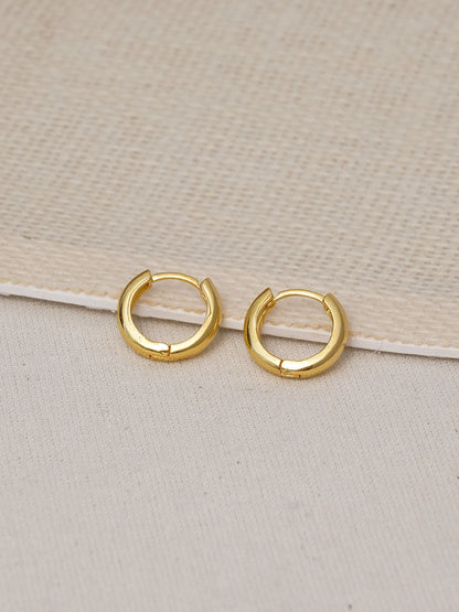 Huggies - 18k Gold Plated Earring - Lili-Origin