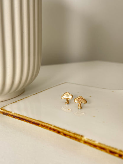 Mushroom Stud Singles Earring - Lili-Origin