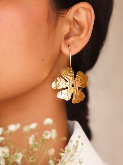 Hanging flower earring - Statement Earring - Lili-Origin