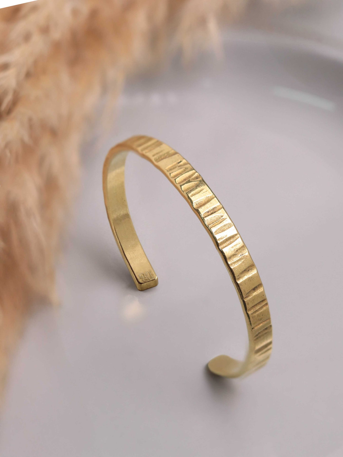 Flat Lines Adjustable Cuff (Anti Tarnish)