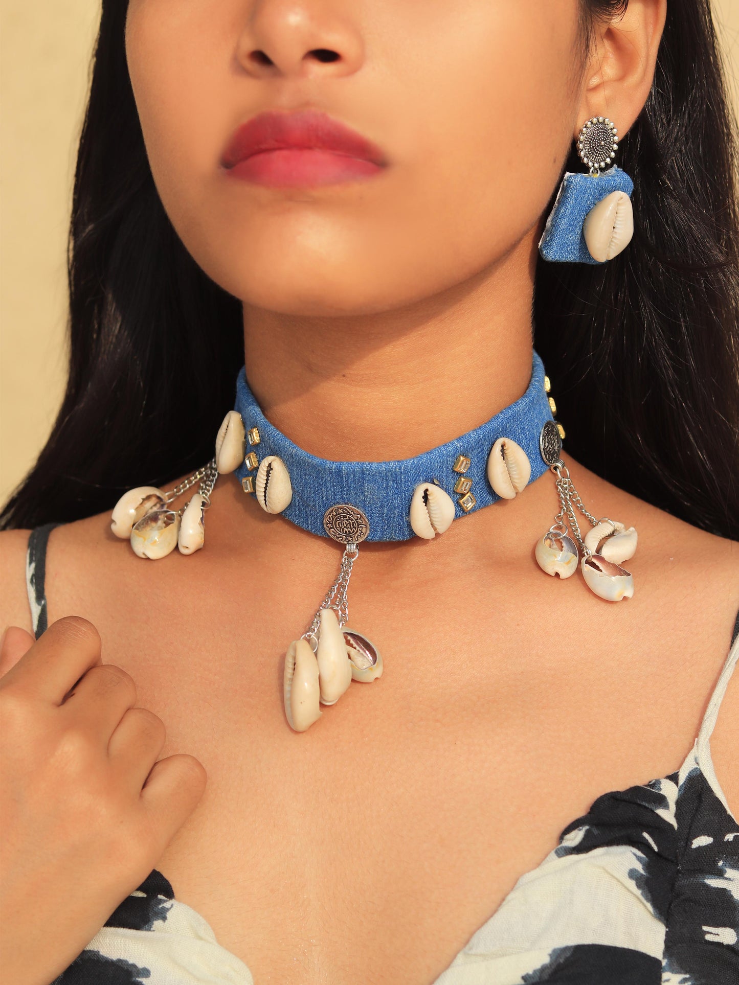 Denim shell fabric choker and earring set