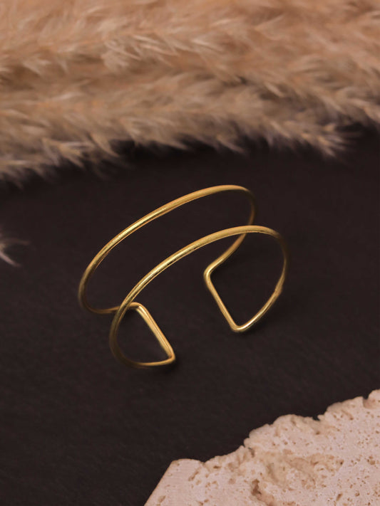 Open Lines Brass Adjustable Bracelet (Anti Tarnish)