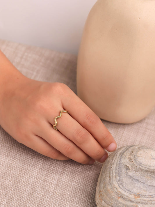 Wind Wave Brass Adjustable Ring (Anti Tarnish)