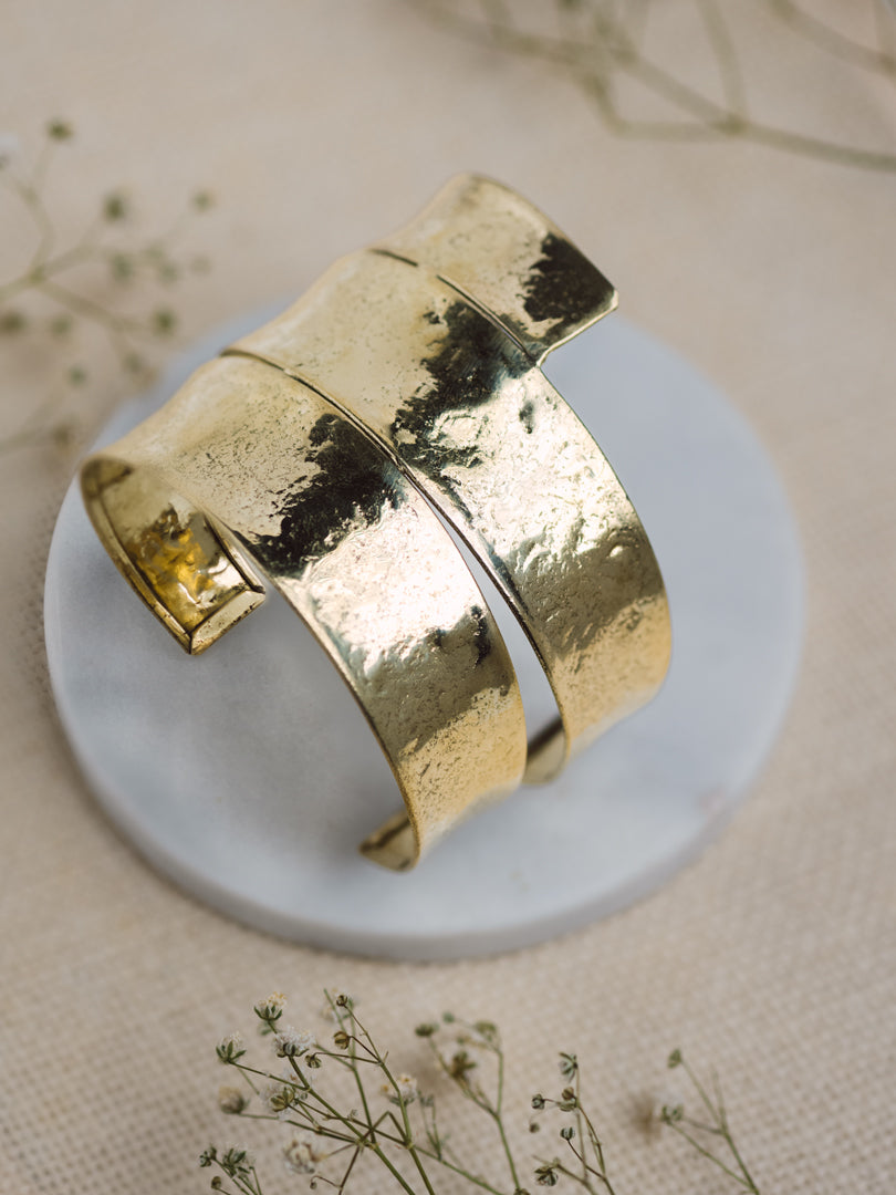 Hebo Statement Adjustable Brass Cuff (Anti Tarnish)