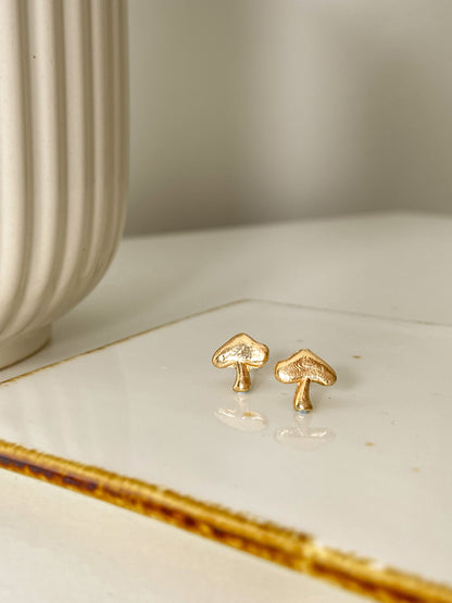 Mushroom Stud Singles Earring - Lili-Origin