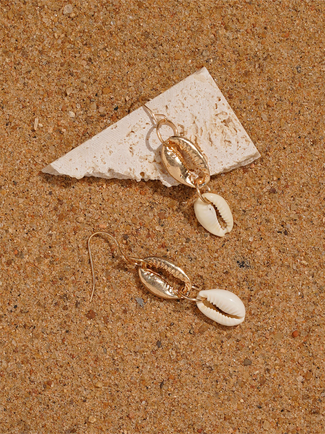 Shell Earring - Lili-Origin