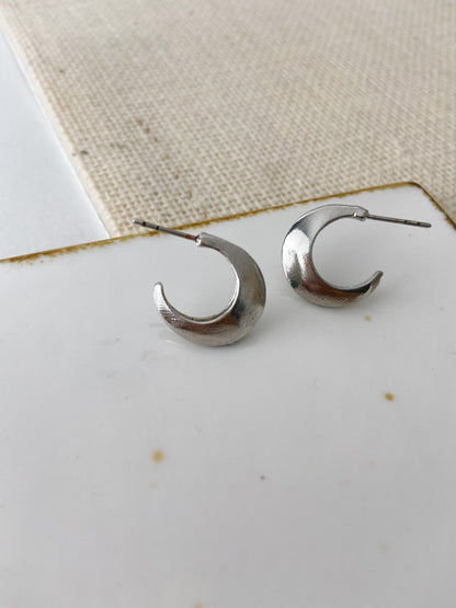 C Small Silver Hoop - Singles - Lili-Origin