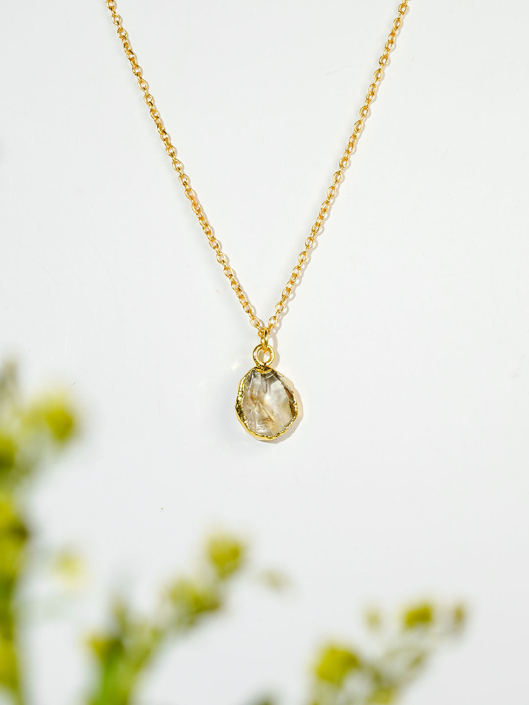 Natural Citrine Crystal Gemstone Oval Cutting Shape Pendant/Locket with  Metal Chain for Reiki Healing and Crystal Healing Pendant (Size : 25 mm)