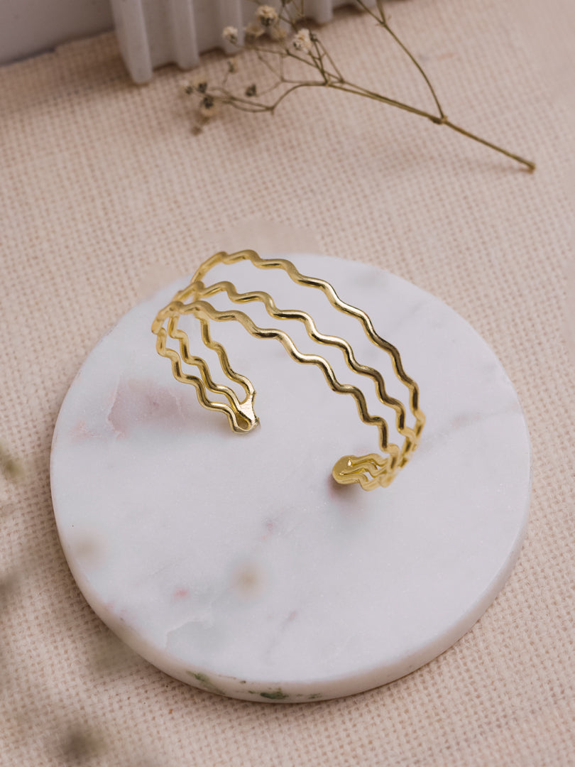 Wavy line Brass Adjustable Bracelet - Lili-Origin