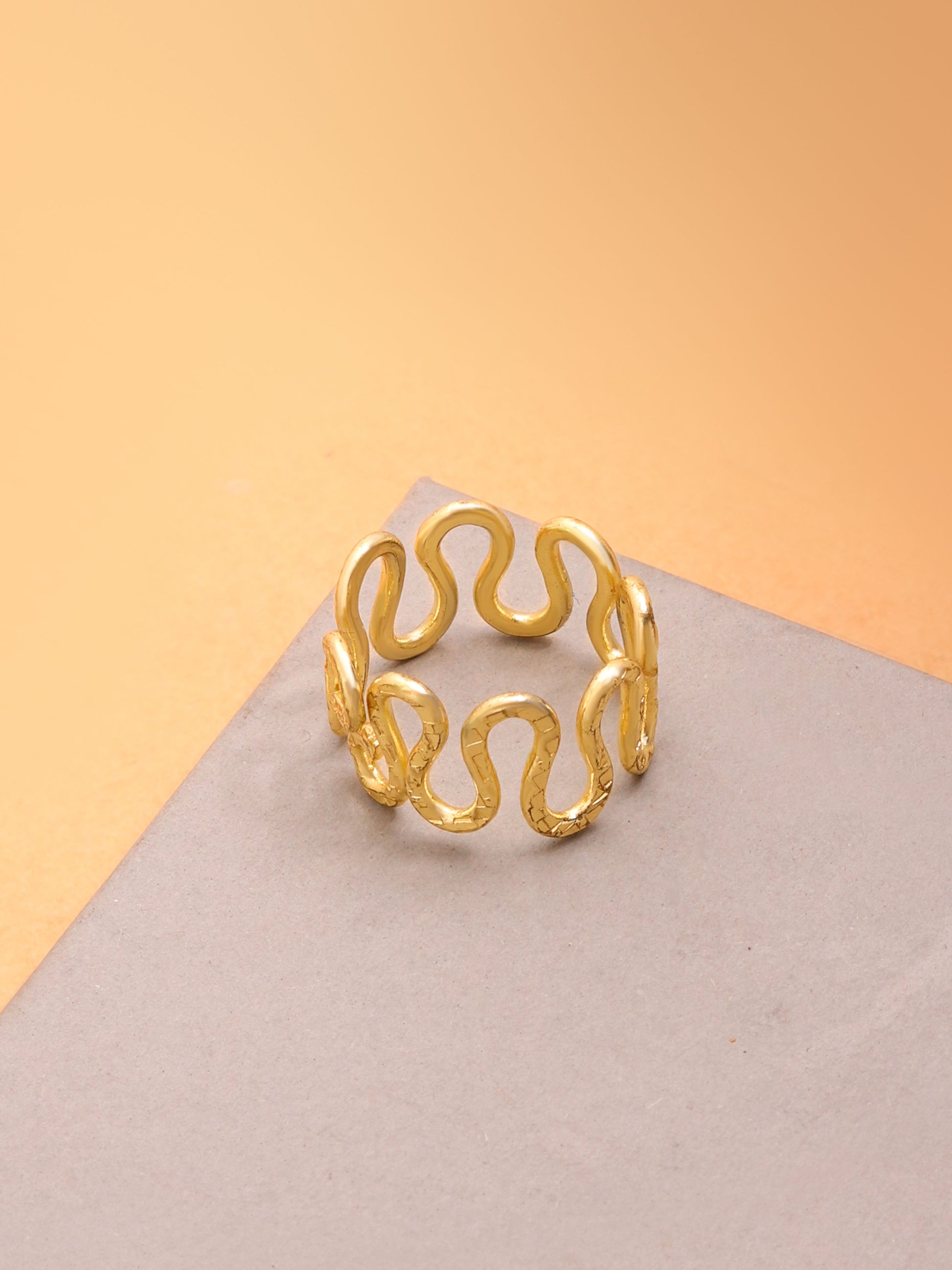 Roller Statement Brass Adjustable Ring - Lili-Origin