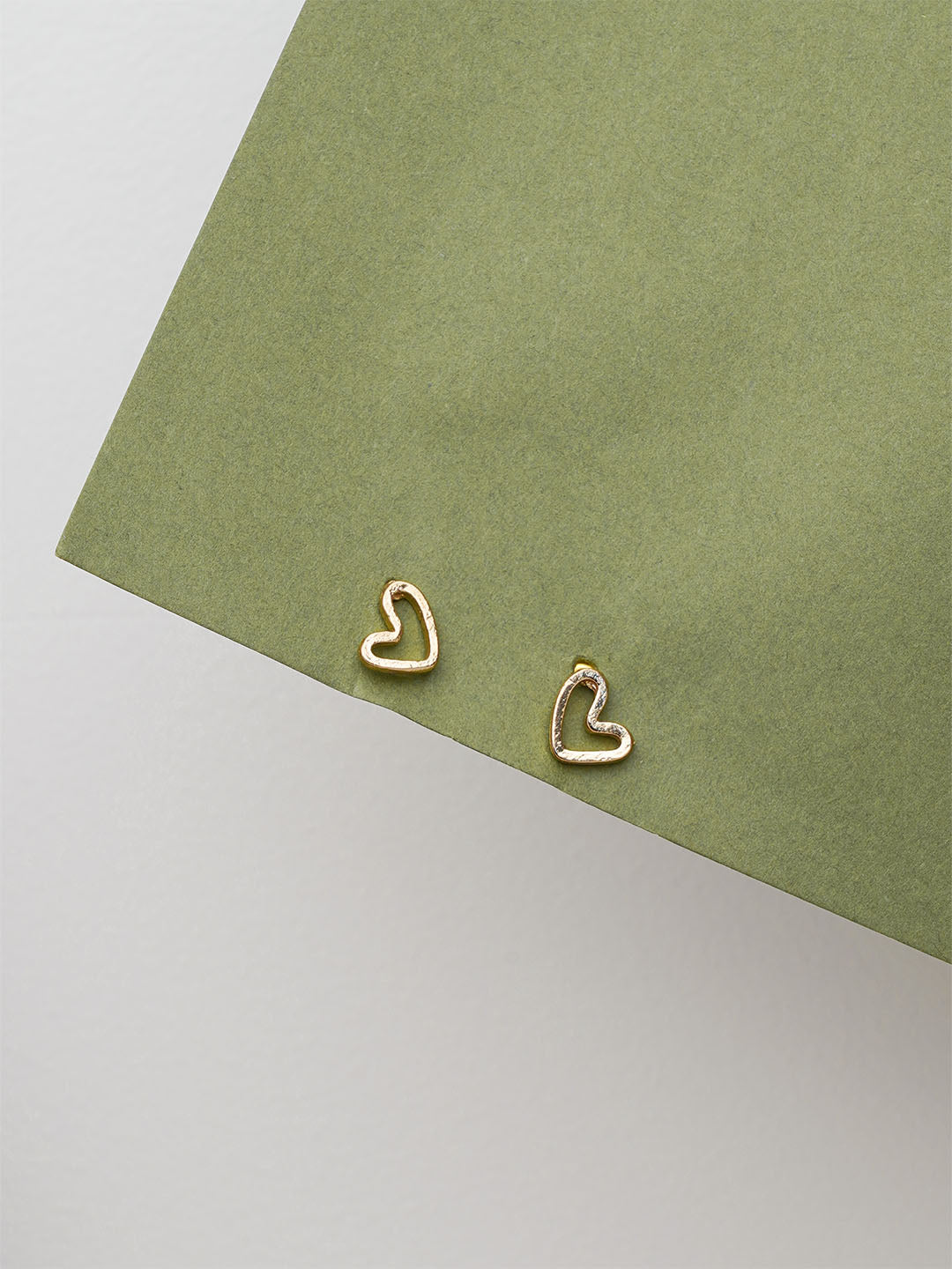 Heart Singles Stud Earring - Lili-Origin