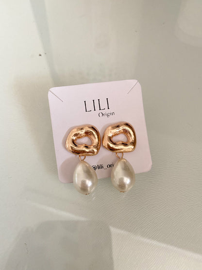 6 Festive Earrings + Pouch Festive Hamper - Lili-Origin