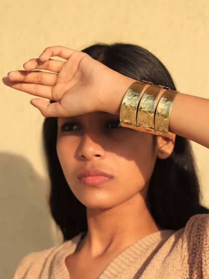 Hebo Statement Adjustable Brass Cuff (Anti Tarnish)