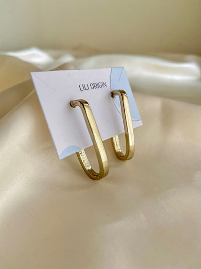 U hoop Earring - Lili-Origin