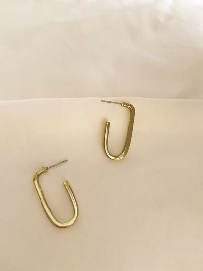 U hoop Earring - Lili-Origin