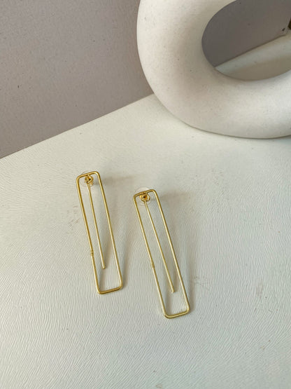 Dangling Rectangle  - Statement Earring - Lili-Origin