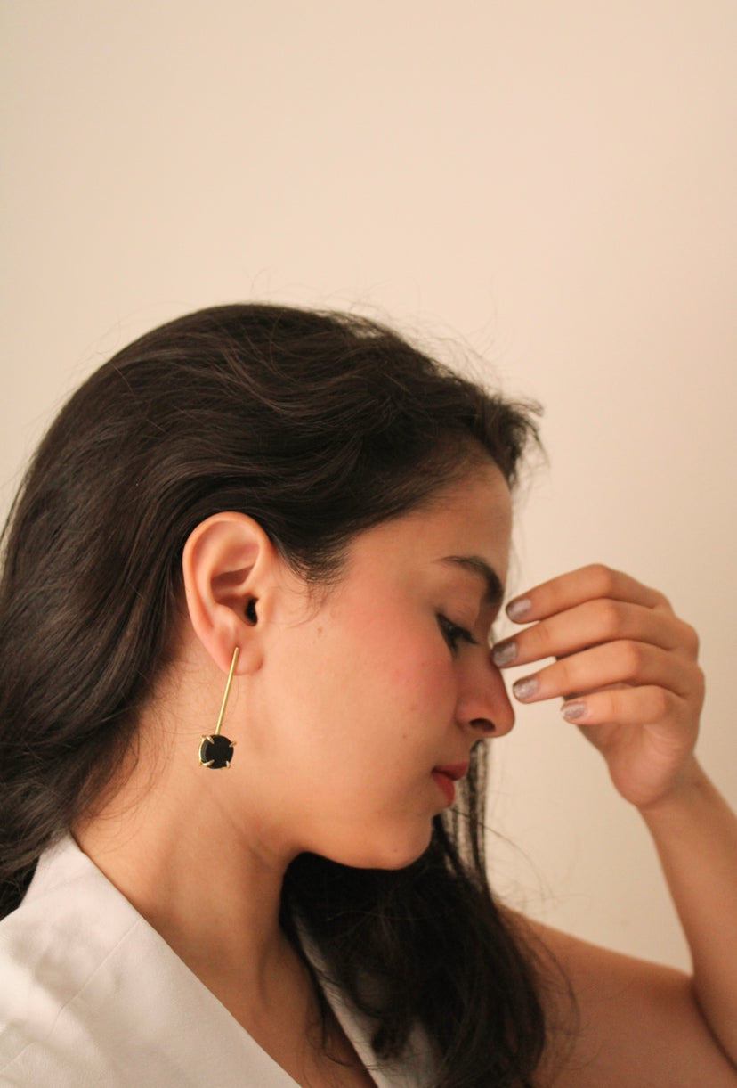 Minimalistic Lilac Long Crystal Earrings