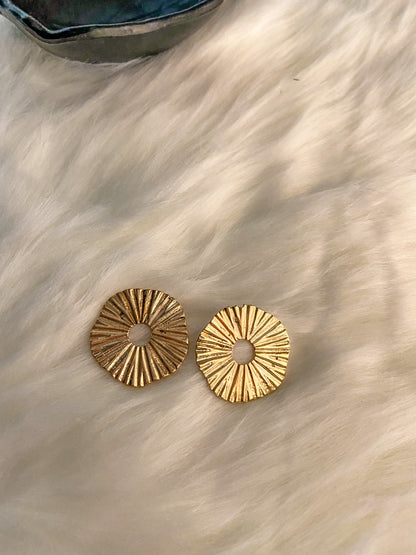 Circular Statement Earring - Lili-Origin